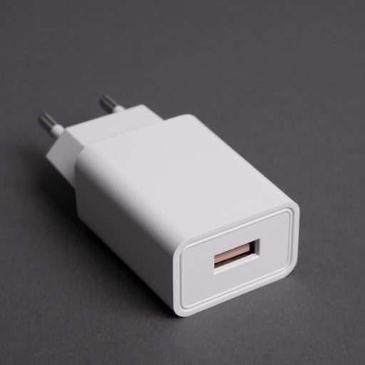 Töltő Tápegység 1x USB 5V/1A DC Adapter Asztali Lámpák Fehér Lumiled